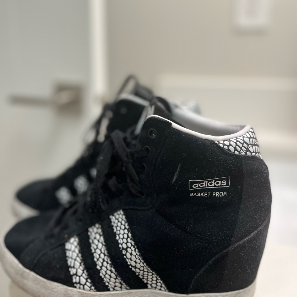 Wedge-heel sneakers - Picture 3 of 3